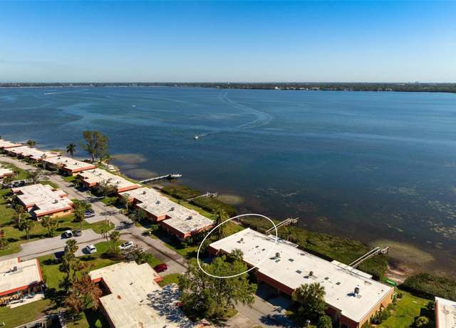 Property at 3875 Catalina Dr, Bradenton, FL 34210, 3 beds, 2 baths