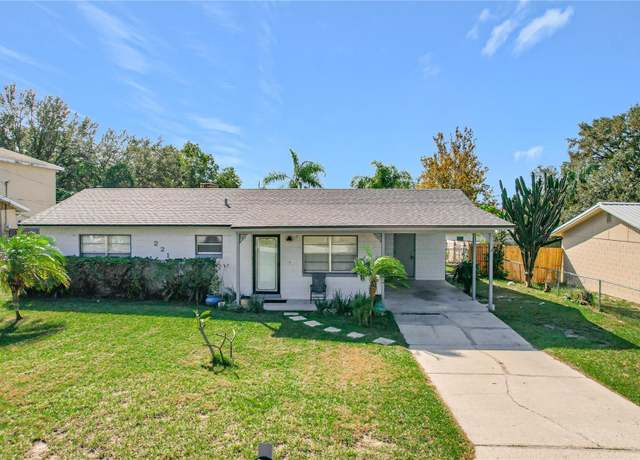 Property at 221 Dorothy St, Auburndale, FL 33823, 2 beds, 1.5 baths