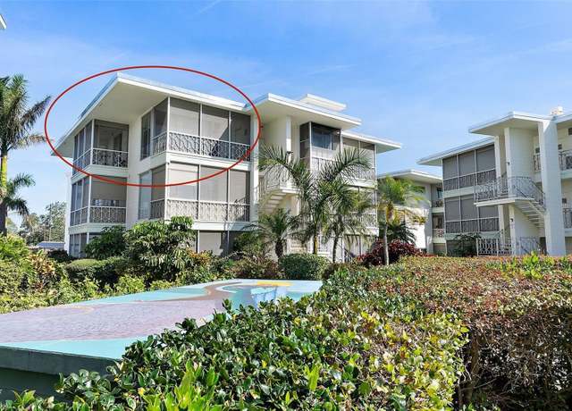Property at 1036 N Shore Dr NE #5, St Petersburg, FL 33701, 1 bed, 1 bath