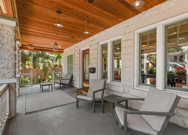 Property at 146 8th Ave NE, St Petersburg, FL 33701, 3 beds, 2.5 baths