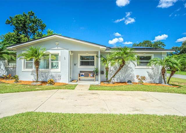 Property at 5905 April St E, Lakeland, FL 33812, 4 beds, 2 baths