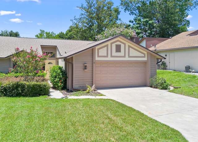 Property at 1034 Old South Ln, Apopka, FL 32712, 2 beds, 2 baths
