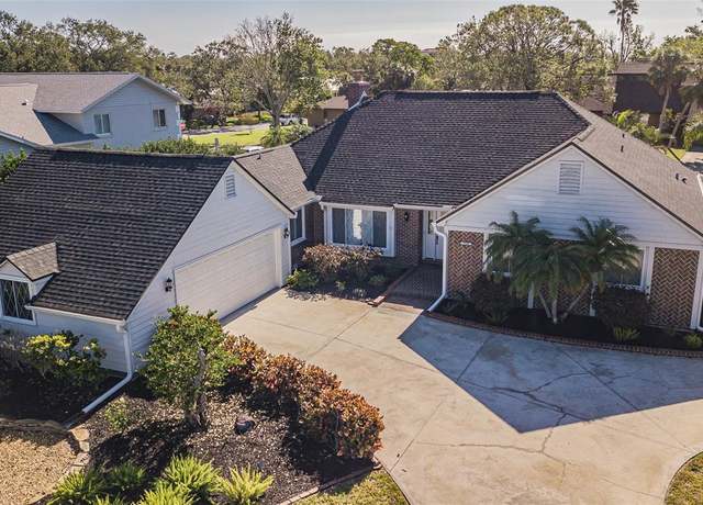 Property at 3808 EL Conquistador Pkwy, Bradenton, FL 34210, 3 beds, 2.5 baths