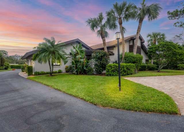 Property at 3102 Windrush Bourne #4, Sarasota, FL 34235, 2 beds, 2 baths