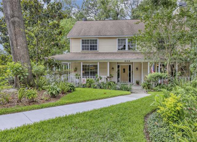 Property at 2132 Palm Vista Dr, Apopka, FL 32712, 4 beds, 2.5 baths