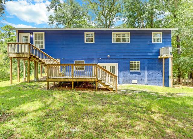 Property at 2873 Creek St, Middleburg, FL 32068, 3 beds, 2 baths