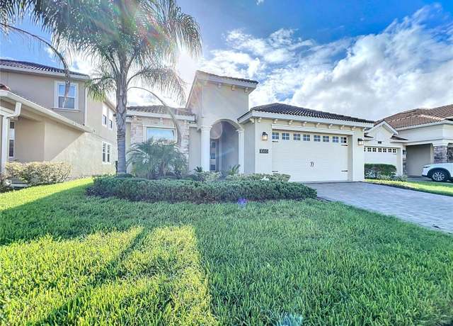 Property at 1065 Blackwolf Run Rd, Davenport, FL 33896, 4 beds, 2 baths