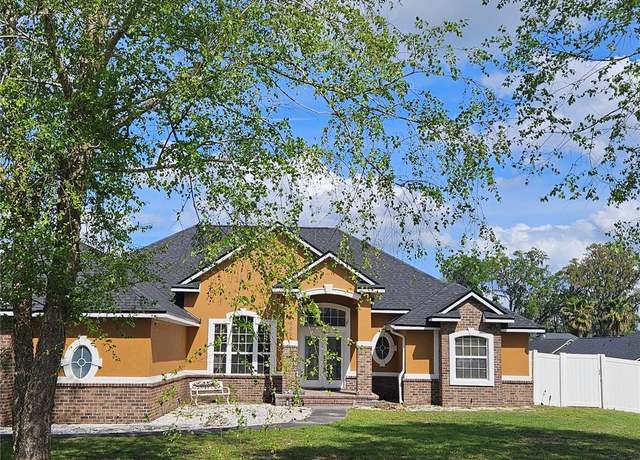 Property at 4509 NW Wisteria Dr, Lake City, FL 32055, 4 beds, 3.5 baths