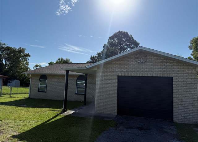 Property at 477 Water Way, Ocala, FL 34472, 3 beds, 2 baths