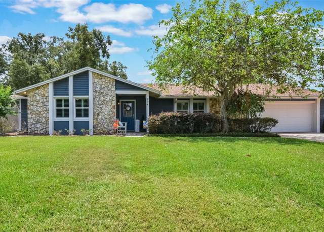 Property at 704 Tangerine Ct, Winter Garden, FL 34787, 3 beds, 2 baths