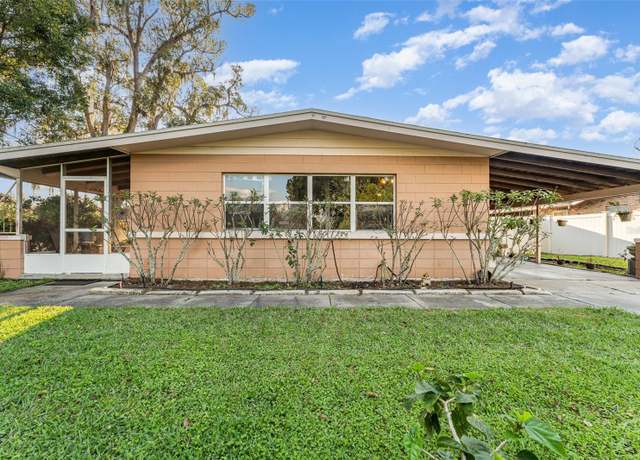 Property at 520 S Orange Ave, Fort Meade, FL 33841, 3 beds, 1 bath