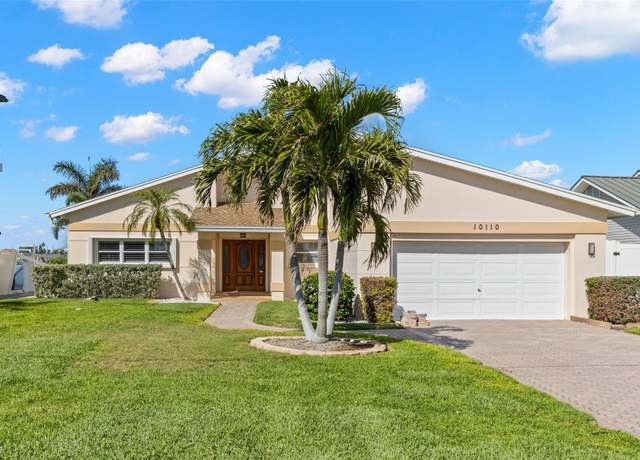 Property at 10110 Yacht Club Dr, Treasure Island, FL 33706, 2 beds, 2 baths