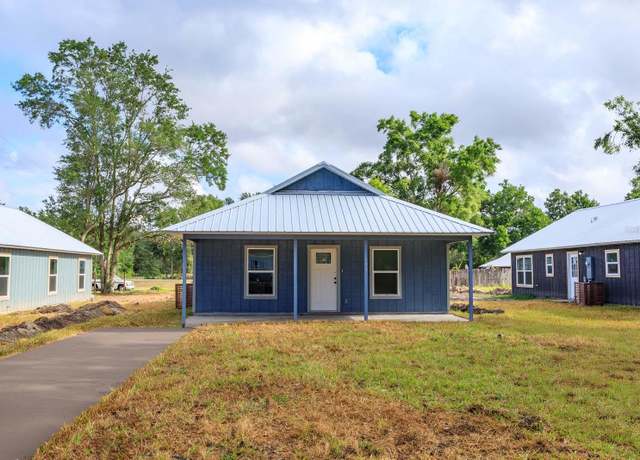 Property at 654 NW 9th Ave, Webster, FL 33597, 3 beds, 2 baths