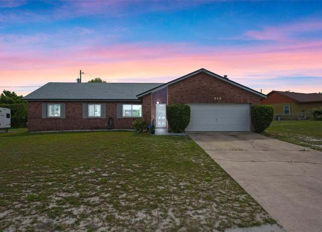 Property at 549 Mcneal Dr, Deltona, FL 32725, 3 beds, 2 baths