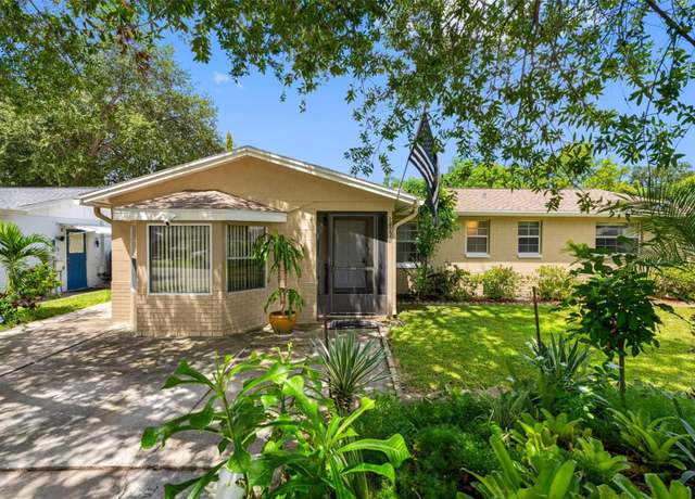 Property at 14776 55th Way N, Clearwater, FL 33760, 4 beds, 2 baths