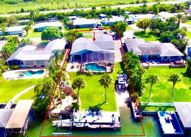Property at 34 Richmond Dr, New Smyrna Beach, FL 32169, 3 beds, 3 baths