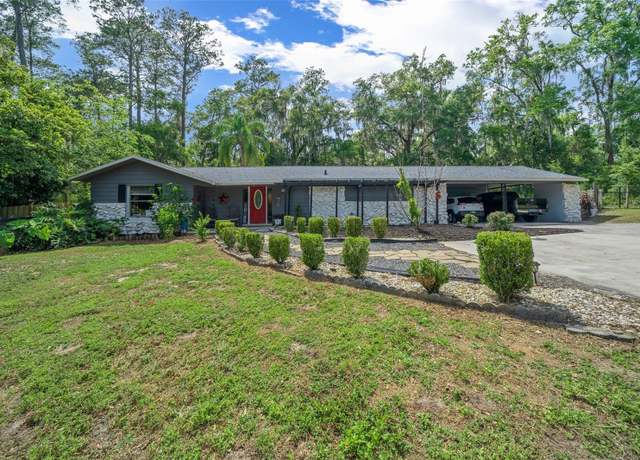 Property at 4710 SE 30th Ct, Ocala, FL 34480, 3 beds, 2.5 baths