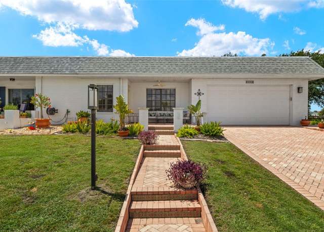 Property at 386 Club Manor Dr, Sun City Center, FL 33573, 2 beds, 2 baths
