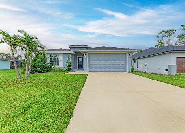 Property at 320 Albatross Rd, Rotonda West, FL 33947, 3 beds, 2 baths
