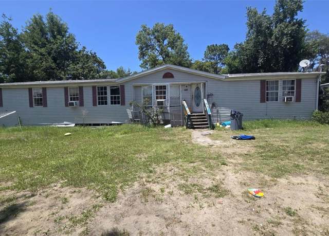 Property at 6915 W Arlington Pl, Homosassa, FL 34448, 4 beds, 3 baths