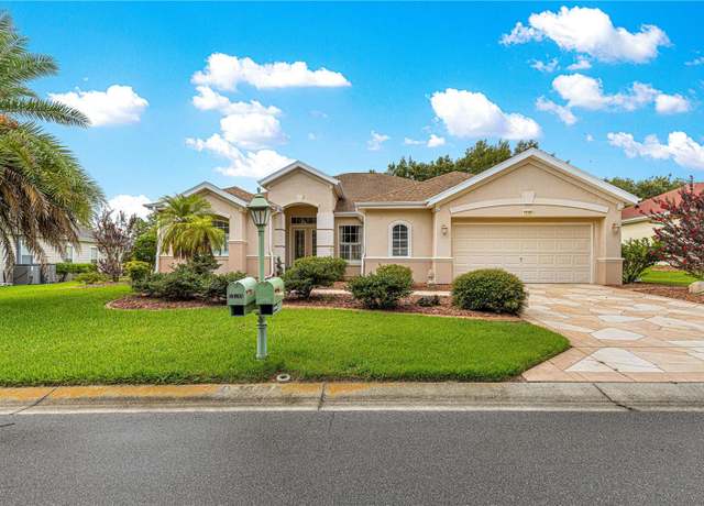 Property at 13195 SE 93rd Cir, Summerfield, FL 34491, 2 beds, 2.5 baths