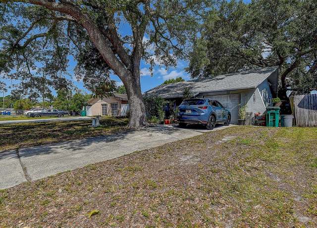 Property at 3721 140th Ave, Largo, FL 33771, 2 beds, 1 bath