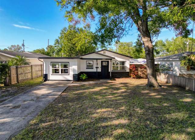 Property at 1121 49th Ave N, St Petersburg, FL 33703, 3 beds, 1 bath