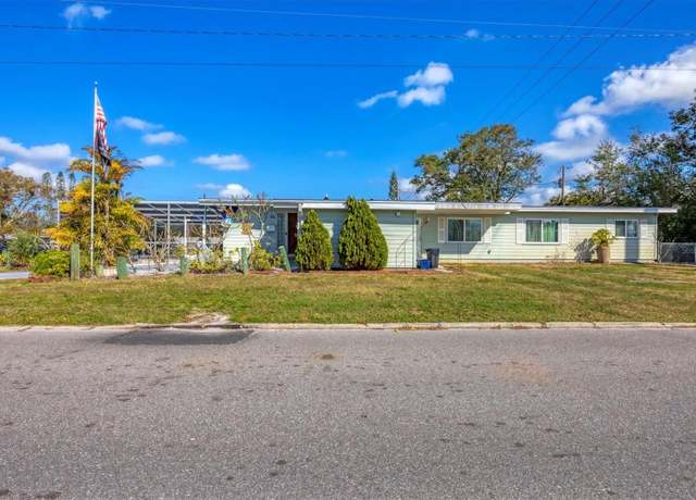 Property at 217 46th St W, Bradenton, FL 34209, 4 beds, 2 baths