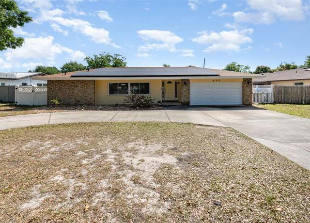Property at 690 S Lakemont Ave, Winter Park, FL 32792, 4 beds, 3 baths