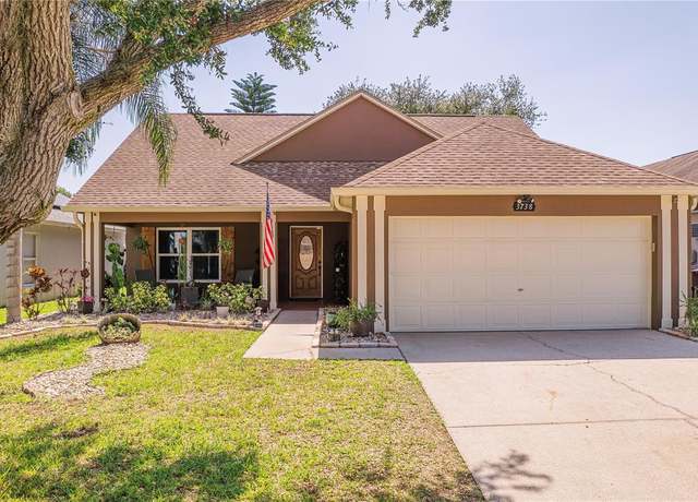 Property at 3738 Crossing Creek Blvd, St Cloud, FL 34772, 3 beds, 2 baths