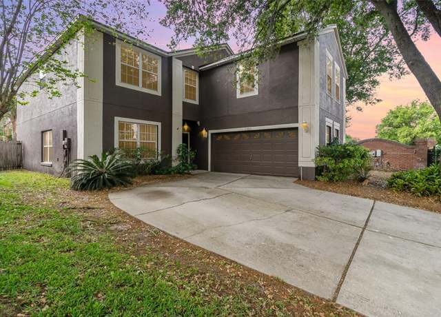 Property at 1300 Holly Glen Run, Apopka, FL 32703, 6 beds, 4 baths