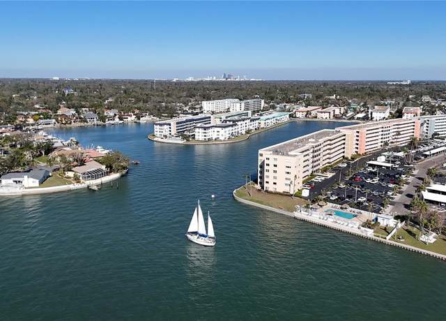 Property at 6075 Shore Blvd S #501, Gulfport, FL 33707, 2 beds, 2 baths