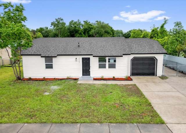 Property at 2517 Oak Hollow Dr, Kissimmee, FL 34744, 2 beds, 2 baths