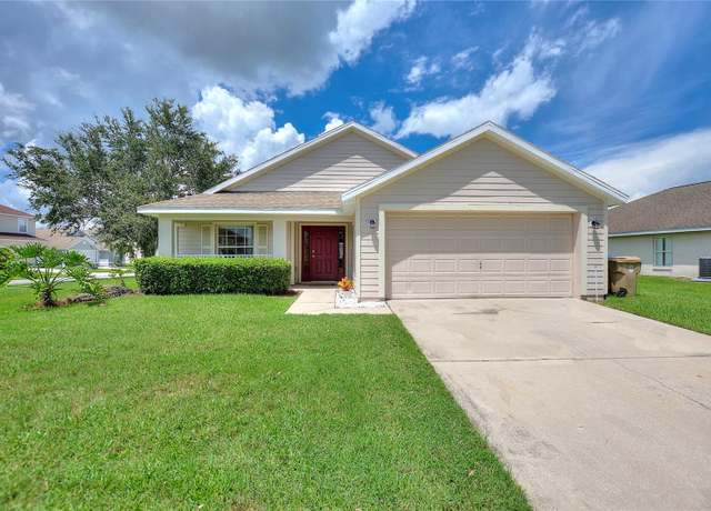Property at 2705 Prestwick Ln, Kissimmee, FL 34744, 4 beds, 3 baths