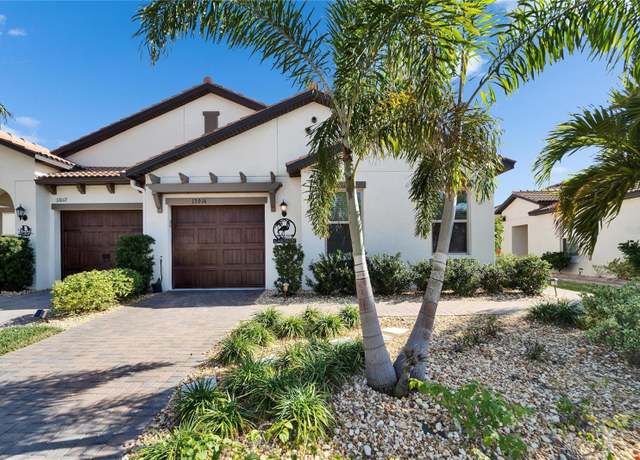 Property at 17014 Clear Cork Dr, Wimauma, FL 33598, 2 beds, 2 baths