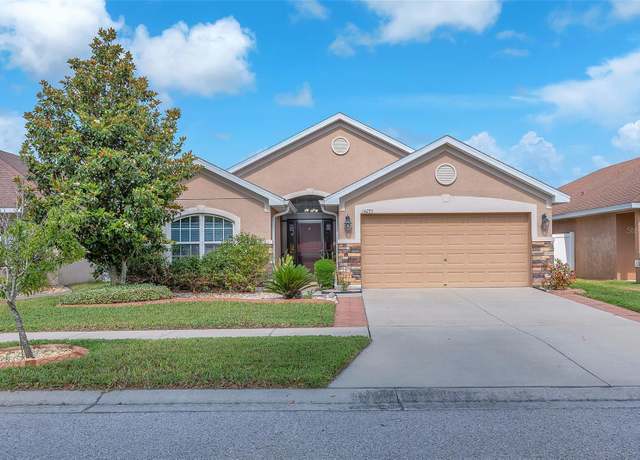 Property at 14233 Edinburgh Moor Dr, Wimauma, FL 33598, 4 beds, 2 baths