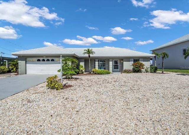 Property at 3816 Royal Palm Dr, Bradenton, FL 34210, 3 beds, 2 baths