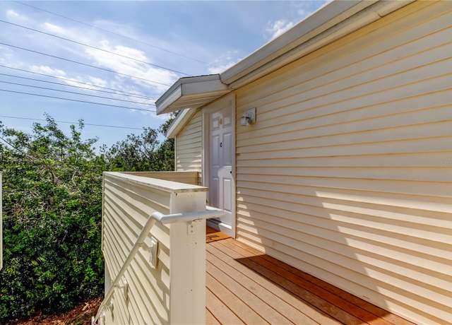Property at 136 Sycamore Ln Unit C, Oldsmar, FL 34677, 2 beds, 2 baths