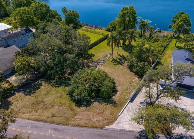 Property at 4607 E River Hills Dr, Tampa, FL 33617