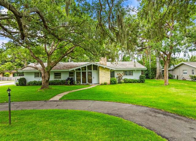 Property at 1675 Robin Hood Ln, Clearwater, FL 33764, 3 beds, 3 baths
