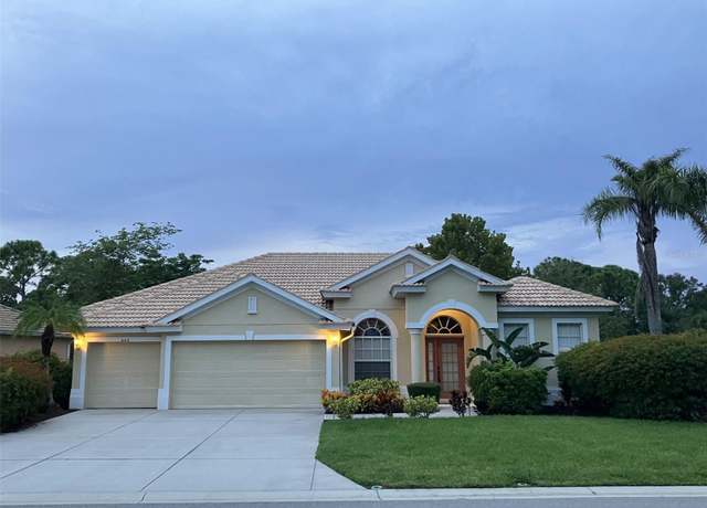 Property at 644 Rivendell Blvd, Osprey, FL 34229, 4 beds, 3 baths