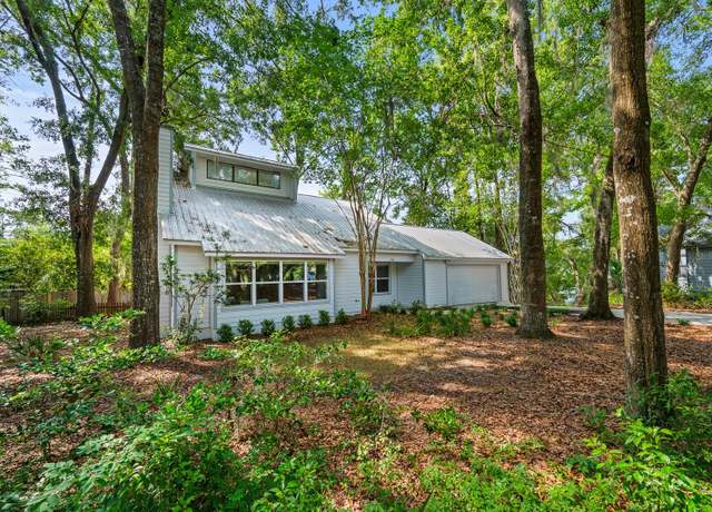 Property at 1805 NW 43rd St, Gainesville, FL 32605, 3 beds, 2 baths
