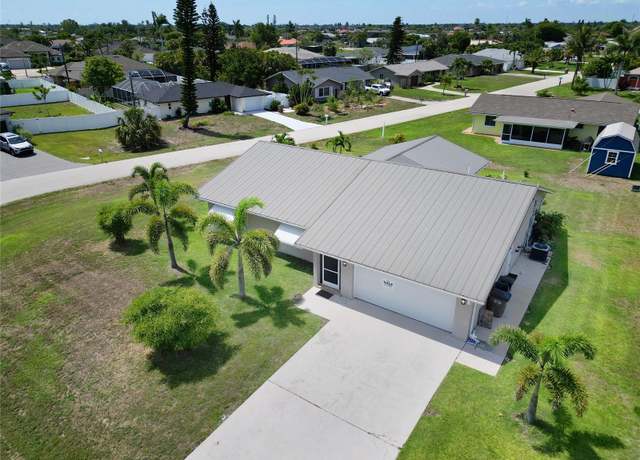 Property at 1207 SE 27th Ter, Cape Coral, FL 33904, 2 beds, 2 baths