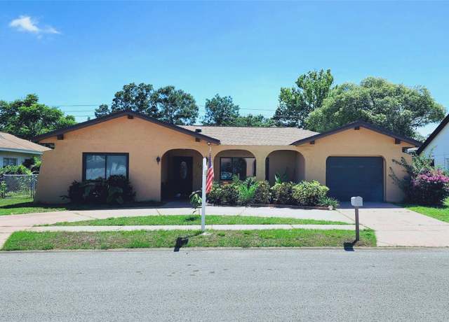 Property at 13111 Sheridan Dr, Hudson, FL 34667, 2 beds, 2 baths