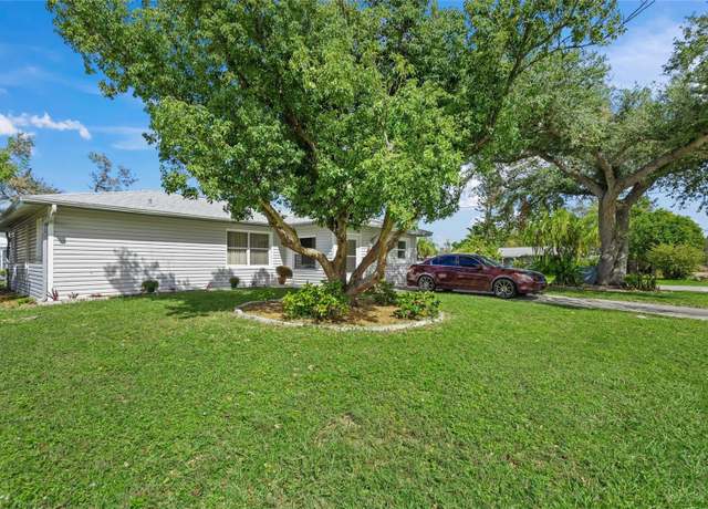 Property at 4457 Brooksdale Dr, Sarasota, FL 34232, 3 beds, 2 baths