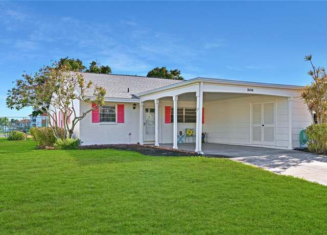 Property at 9414 Andover Cir, Bradenton, FL 34210, 2 beds, 2 baths