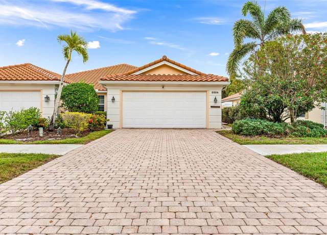 Property at 5508 Islandwalk Cir, Naples, FL 34119, 2 beds, 2 baths