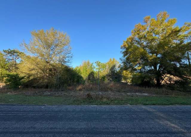 Property at 8216 N Sarazen Dr, Citrus Springs, FL 34434