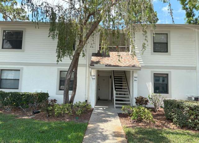 Property at 303 Meadow Ln, Oldsmar, FL 34677, 2 beds, 2 baths