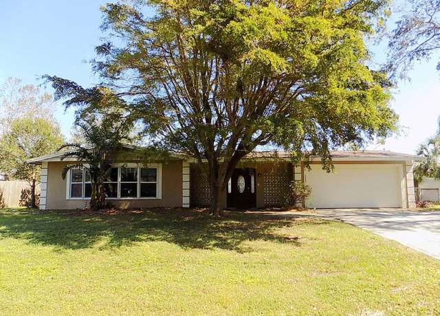 Property at 6555 Connecticut Ave, Sarasota, FL 34243, 3 beds, 2 baths